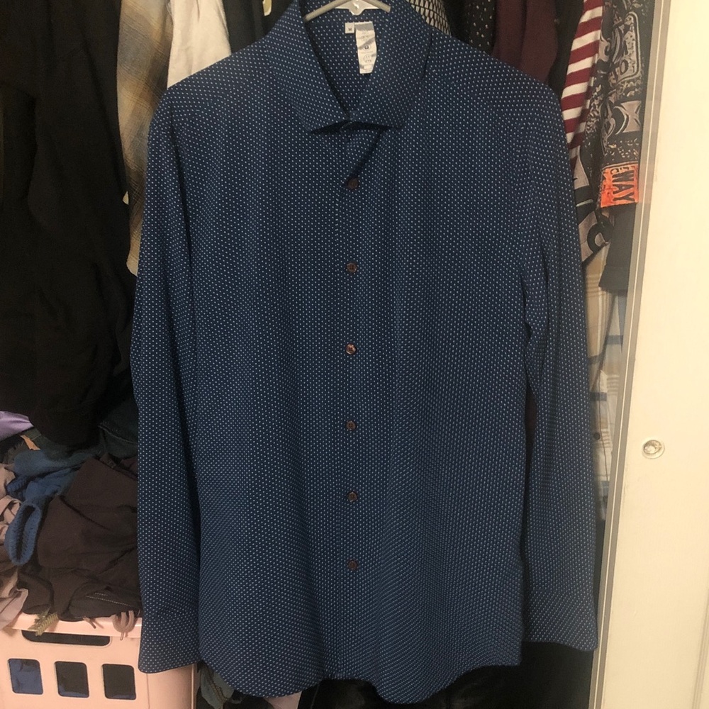 Mans dress shirt M
